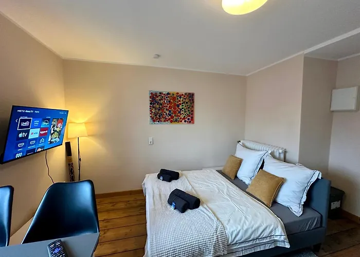 Stilvolles 2-zimmer-apartment In * Brémy